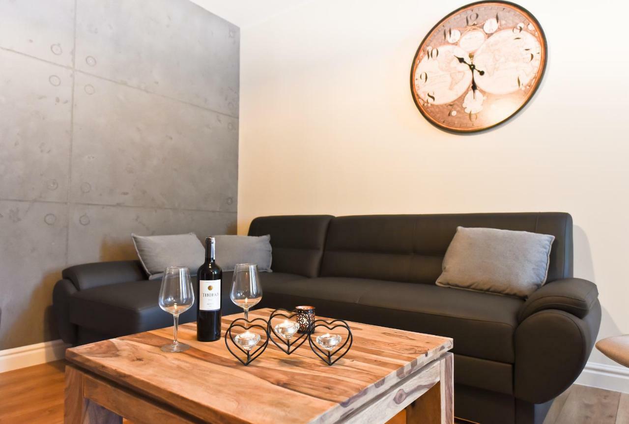شقة Apartament Starowka 3 Stary Toruń المظهر الخارجي الصورة